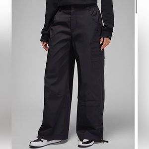 Nike Jordan Women's Heavyweight Chicago Pants size XS Loose fit